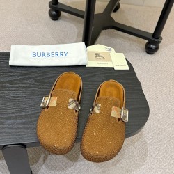 Burberry slippers