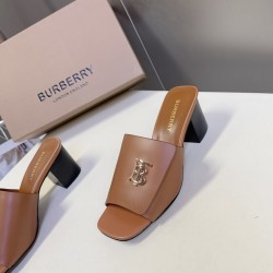 Burberry slippers