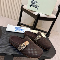 Burberry slippers