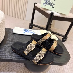 Burberry slippers