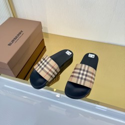 Burberry slippers