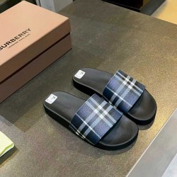 Burberry slippers