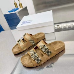 Burberry slippers