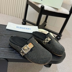 Burberry slippers