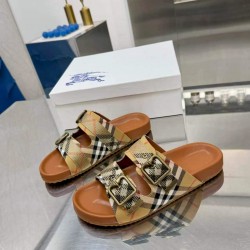 Burberry slippers