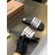 Burberry slippers