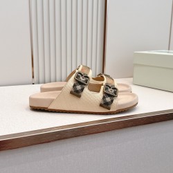 Burberry slippers