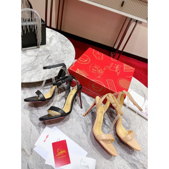 CL Collection Shoes Best Quality
Women 35-41
