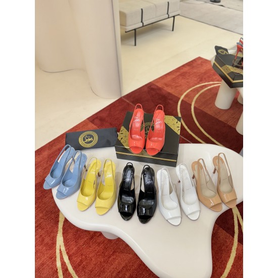 CL Collection Shoes Best Quality
Women 35-41

