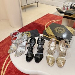 CL Collection Shoes Best Quality
Women 35-41
