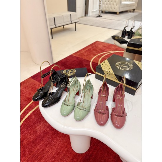 CL Collection Shoes Best Quality
Women 35-41
