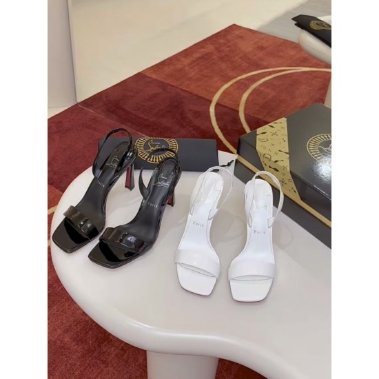 CL Collection Shoes Best Quality
Women 35-41

