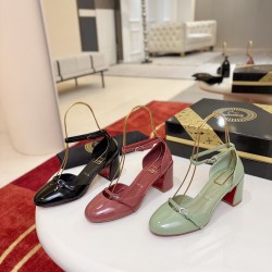 CL Collection Shoes Best Quality
Women 35-41
