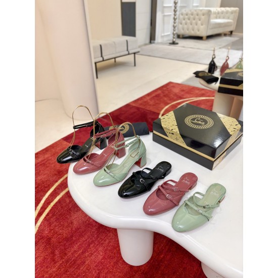 CL Collection Shoes Best Quality
Women 35-41

