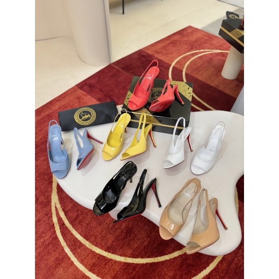 CL Collection Shoes Best Quality
Women 35-41
