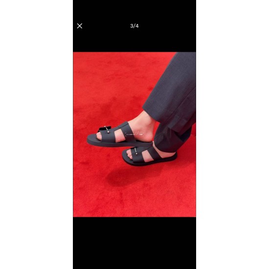 CL Slippers Shoes Best Quality
Women 35-41
