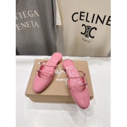 CL slippers