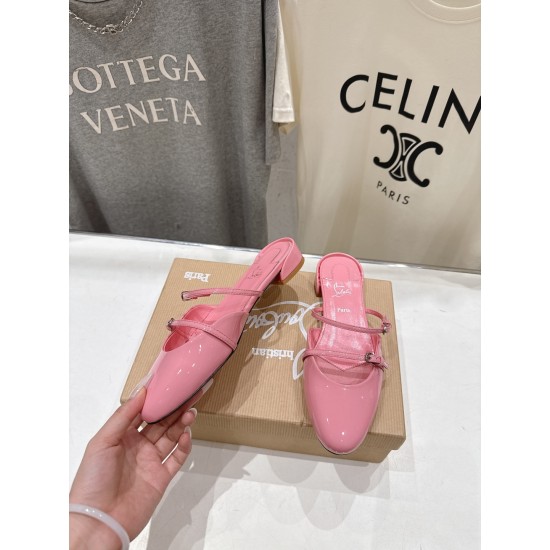 CL slippers