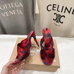 CL slippers