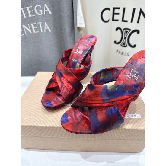 CL slippers