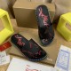 CL slippers