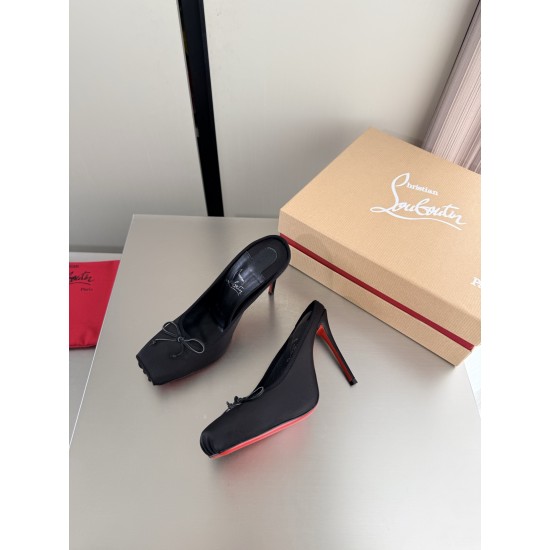 CL slippers