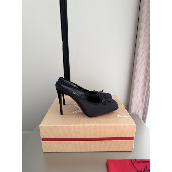 CL slippers