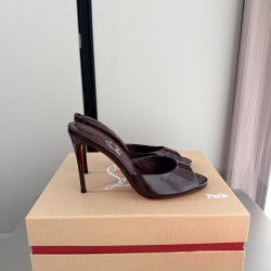 CL slippers