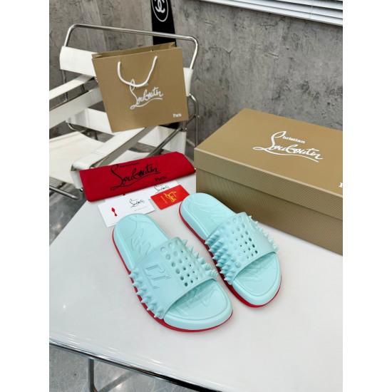 CL slippers