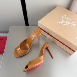 CL slippers
