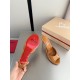 CL slippers