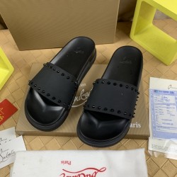 CL slippers