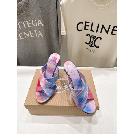 CL slippers