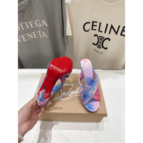 CL slippers