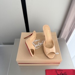 CL slippers