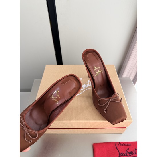 CL slippers