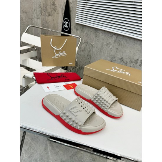 CL slippers