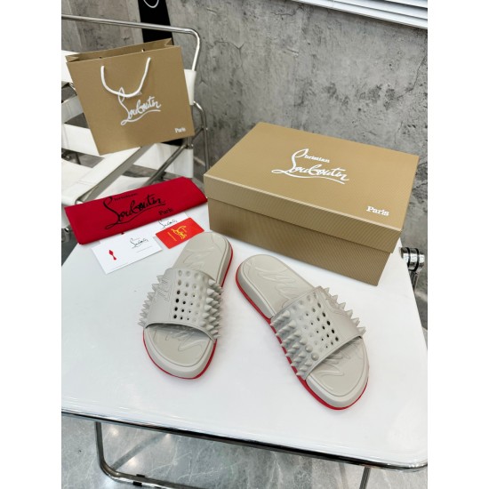 CL slippers