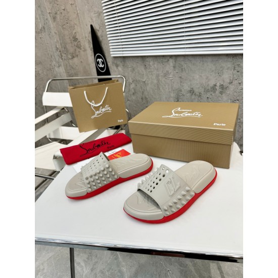 CL slippers