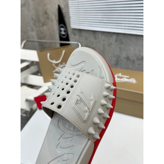 CL slippers