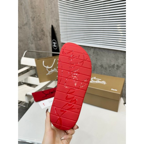CL slippers