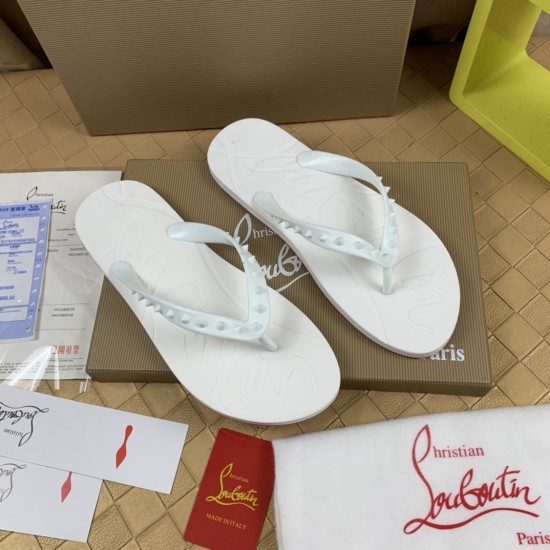 CL slippers