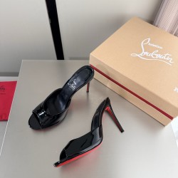CL slippers