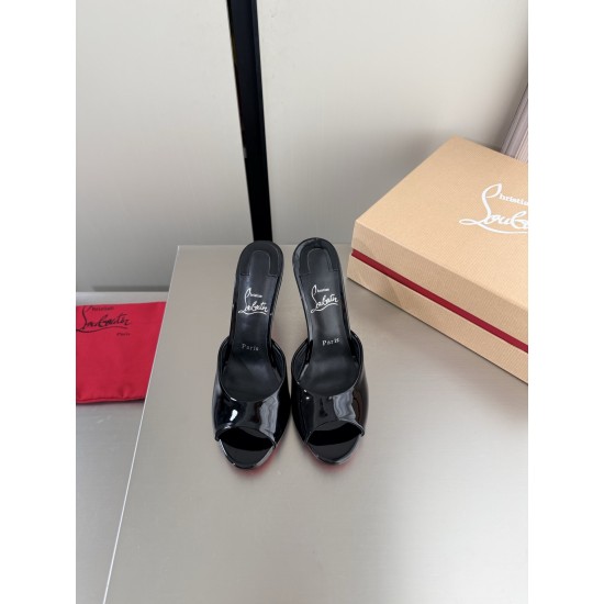 CL slippers