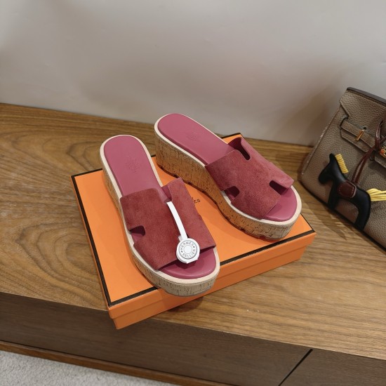 CL slippers