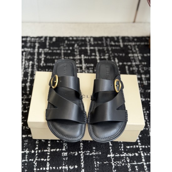 CL slippers