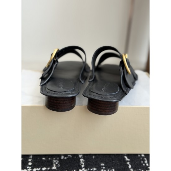 CL slippers