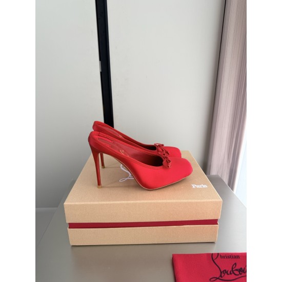 CL slippers