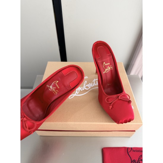 CL slippers