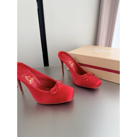 CL slippers